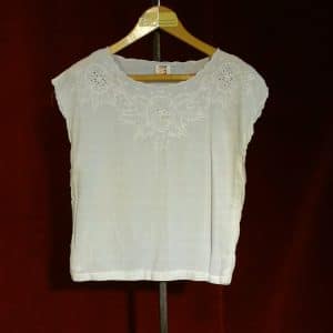 Top brodé